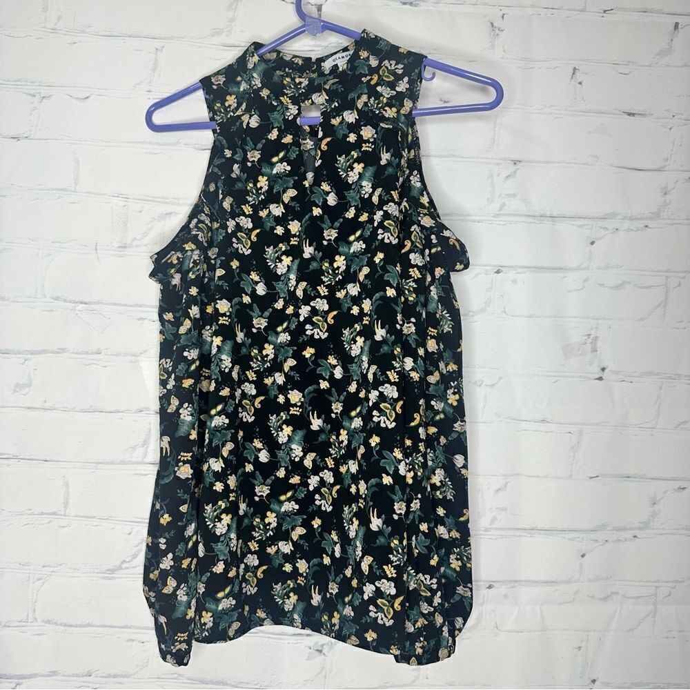 ‎Glamorous small cold shoulder top